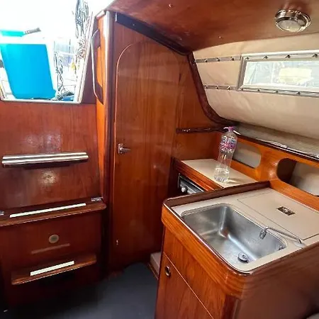 Botel Waterlife